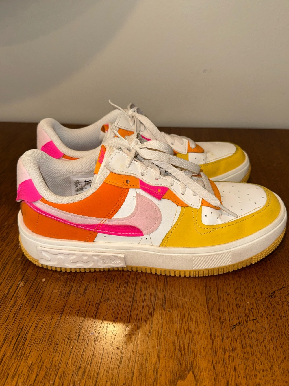 Nike women’s size 7.5 shoes